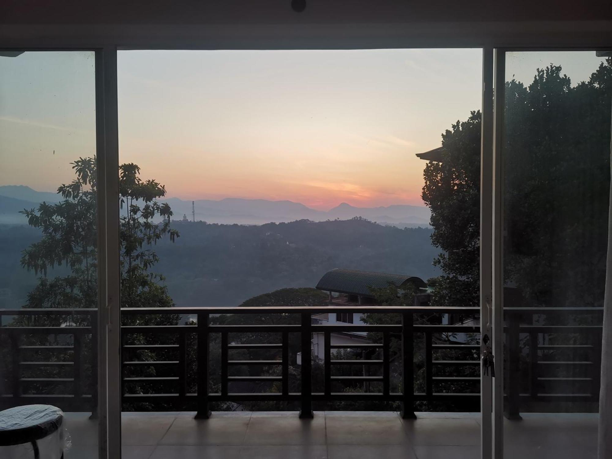 Dream House Residence Kandy Exterior photo